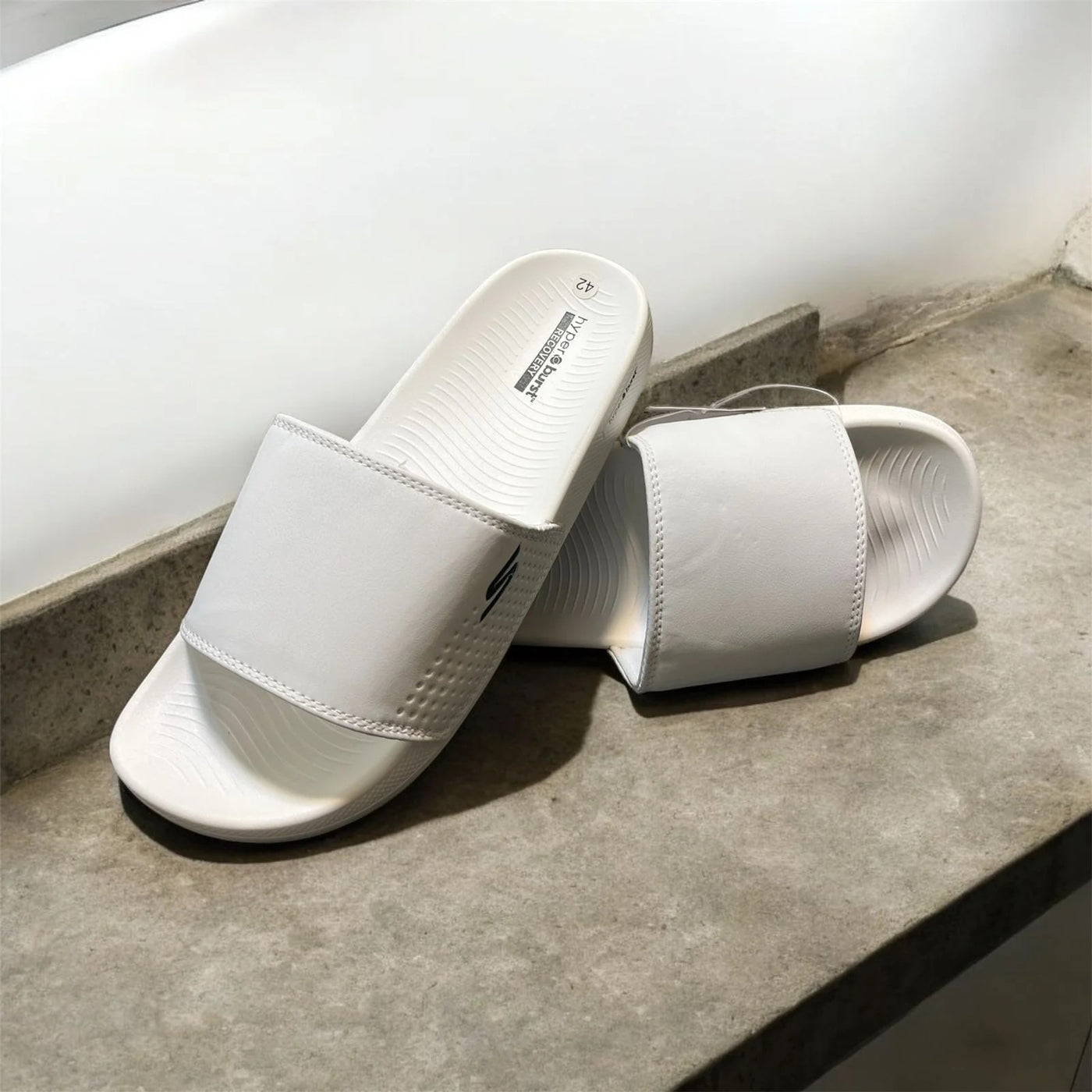 Skechers Hyper Burst Slides Beige
